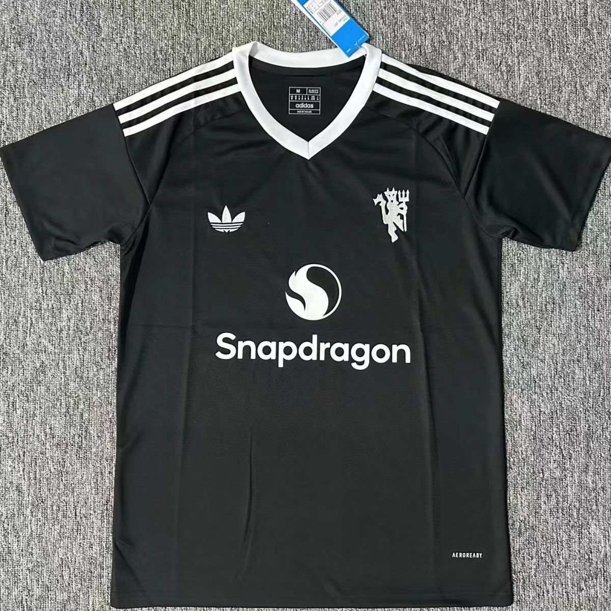 2024 Manchester United GK Third Football Shirt Fan version