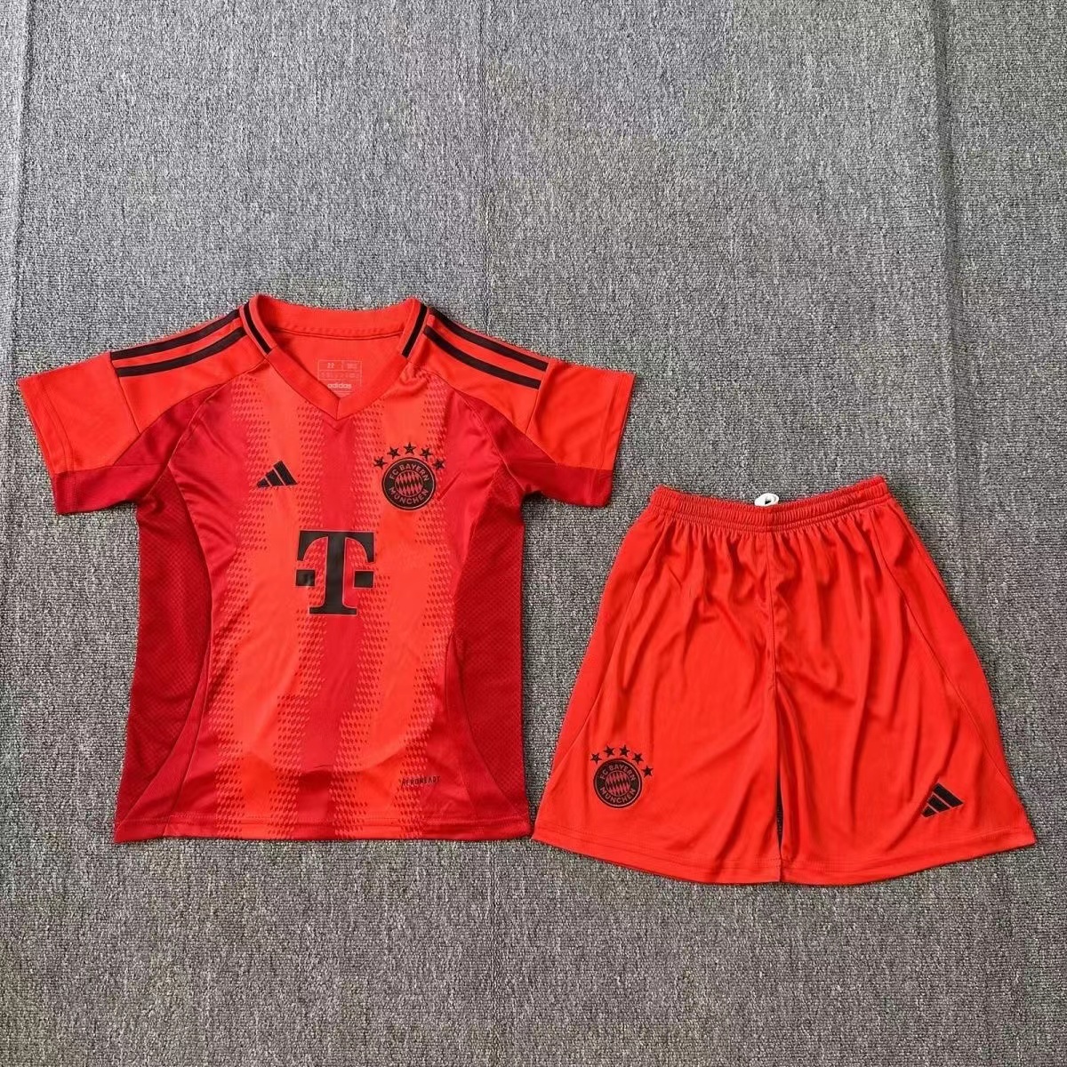 2024 Bayern Munich Home Football Shirt Kids Size
