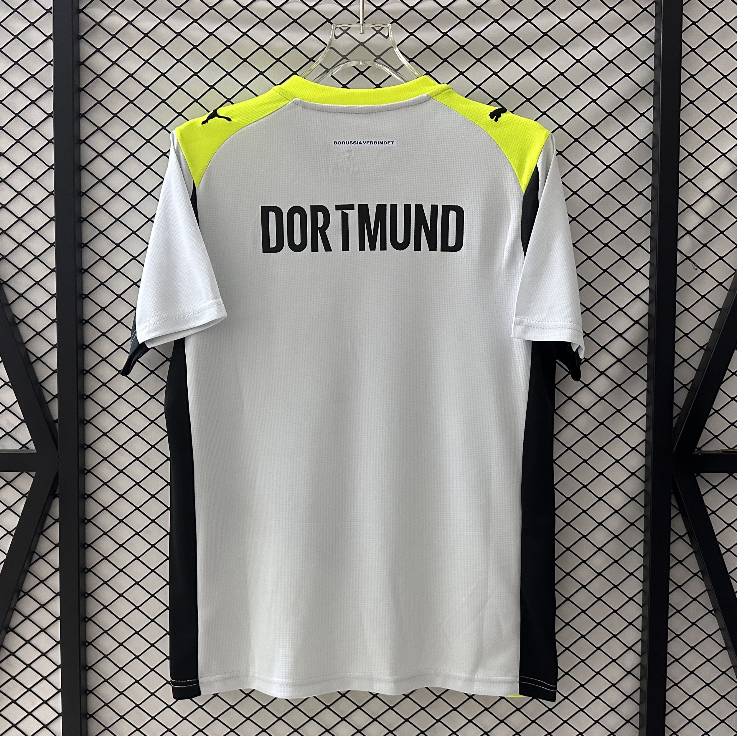 25/26 Borussia Dortmund Soccer Jersey Away Custom Football Shirt Fan Version