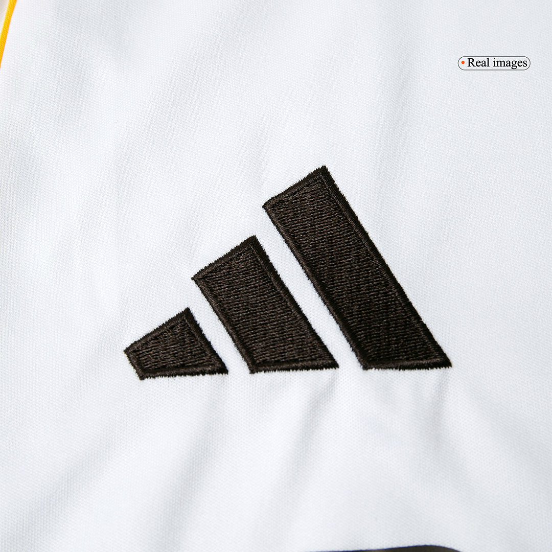 MBAPPÉ #10 2025/26 Real Madrid Soccer Jersey Home Custom Football Shirt Fan Version